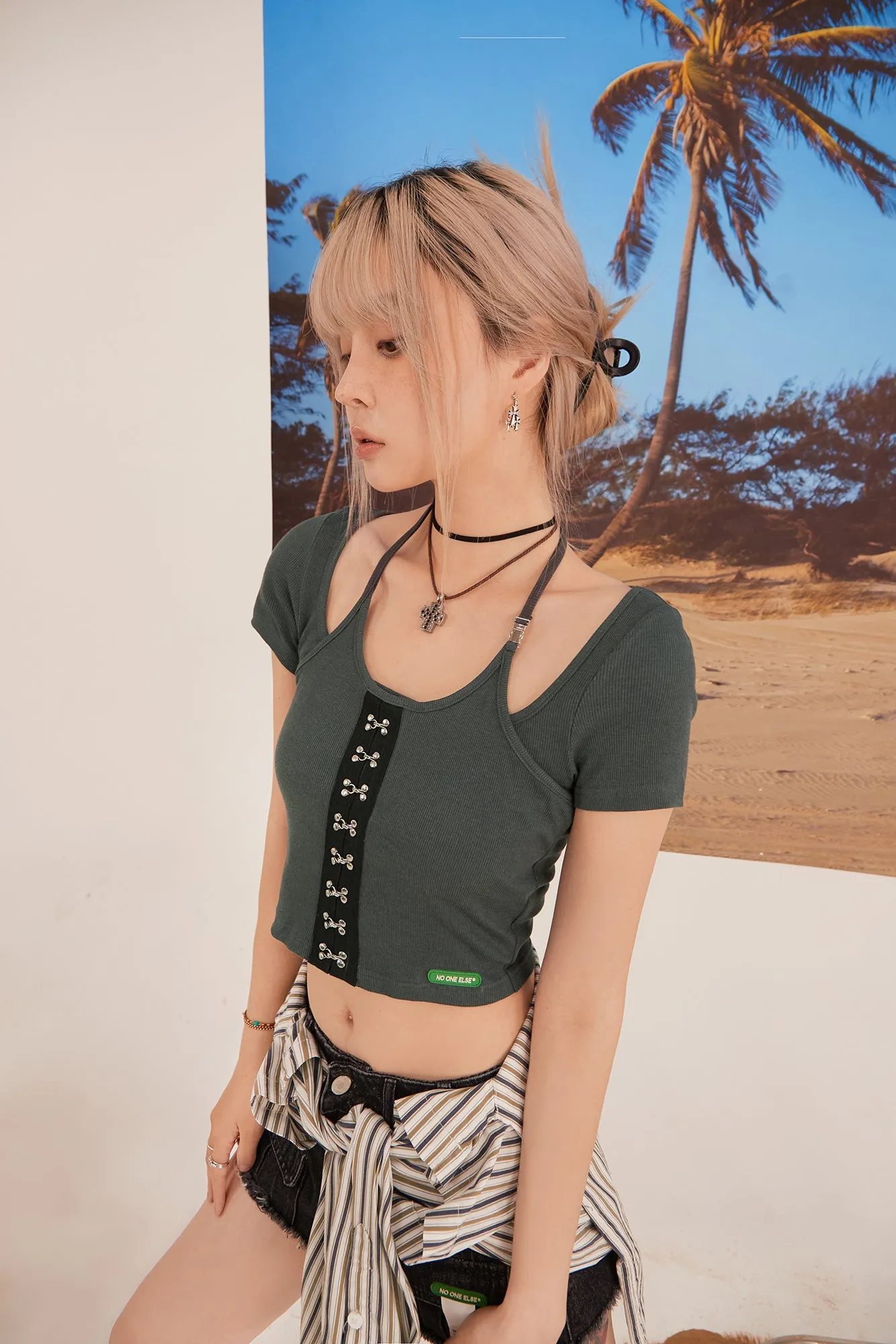 Double Layer Hook Crop Top