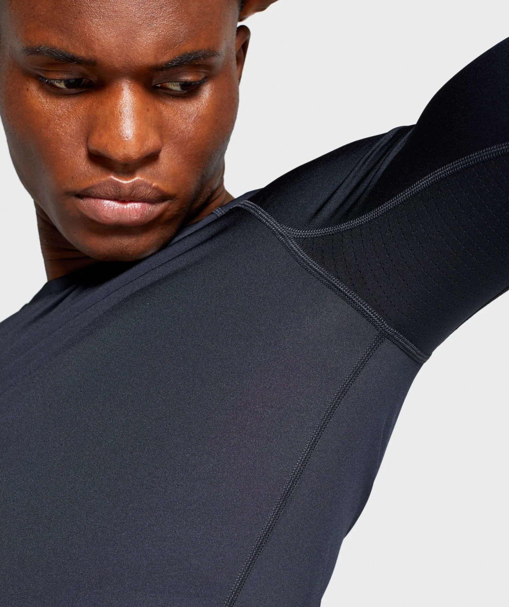 Gymshark Element Baselayer Long Sleeve T-Shirt - Black