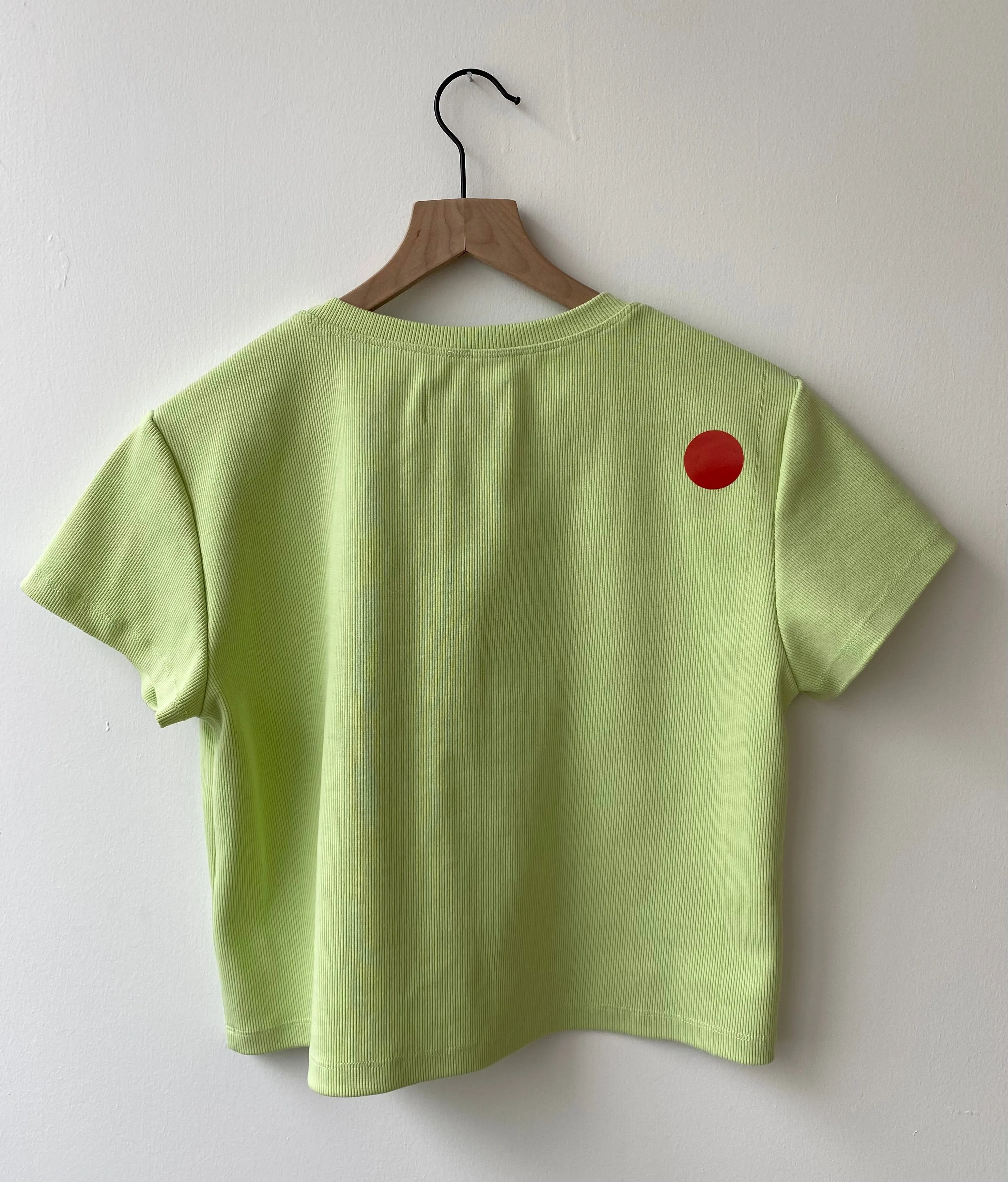 Honeydew BROOK t-shirt- L (3) with fabric defect or tiny holes at hem