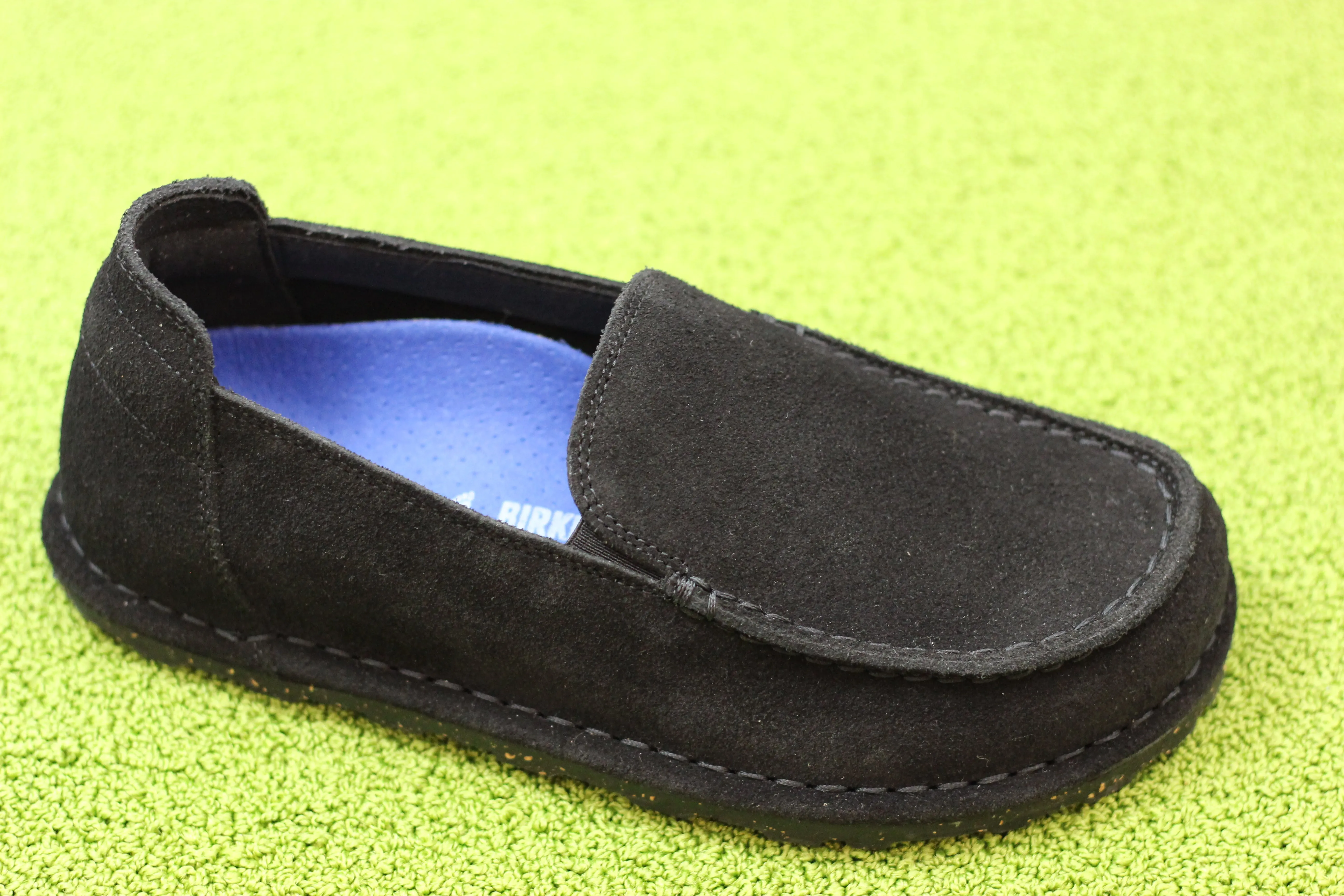 Women's Utti Slip On - Black Suede